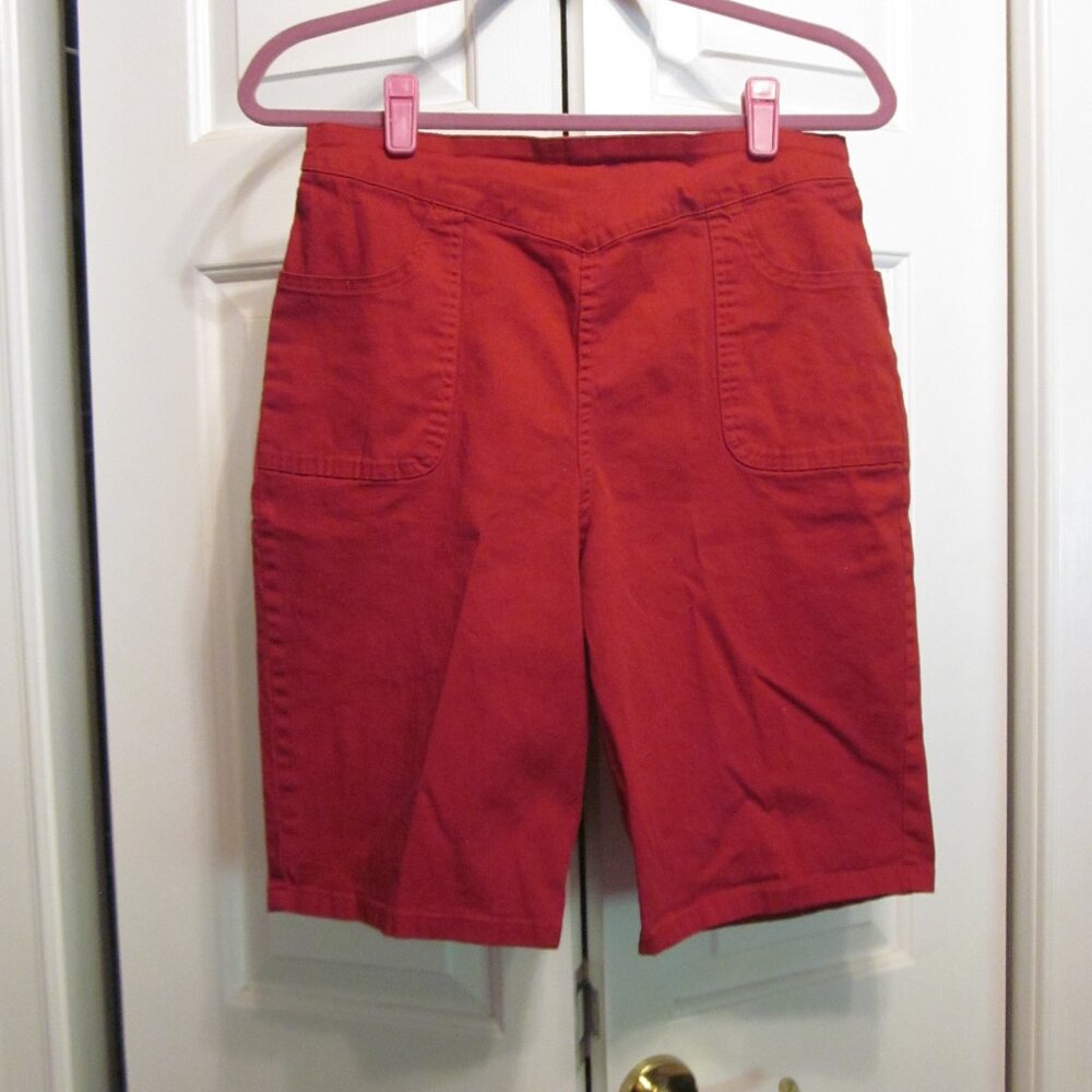 Denim & Co How Timeless Red Stretch Bermuda Shorts Sz M